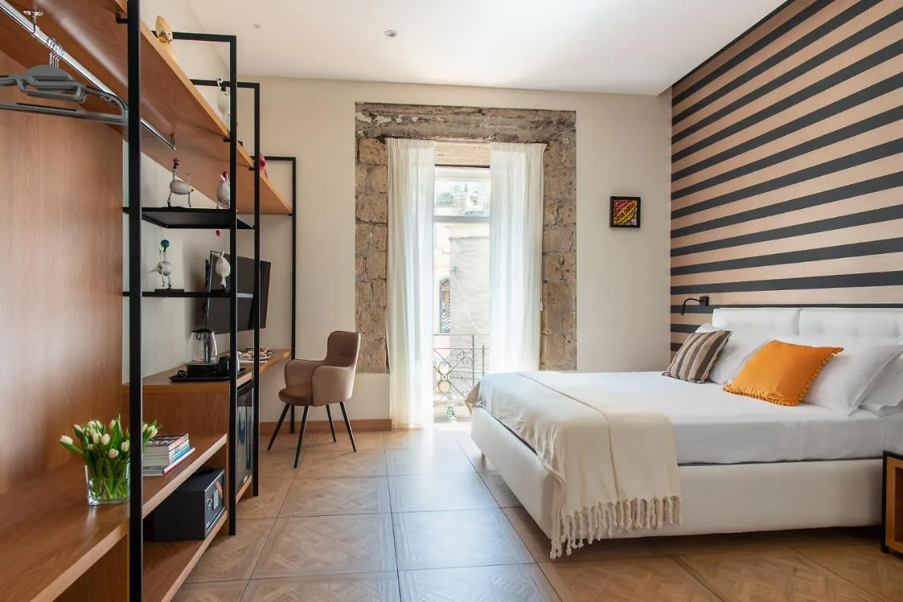 Kbirr Charming House Bed and Breakfast Napels