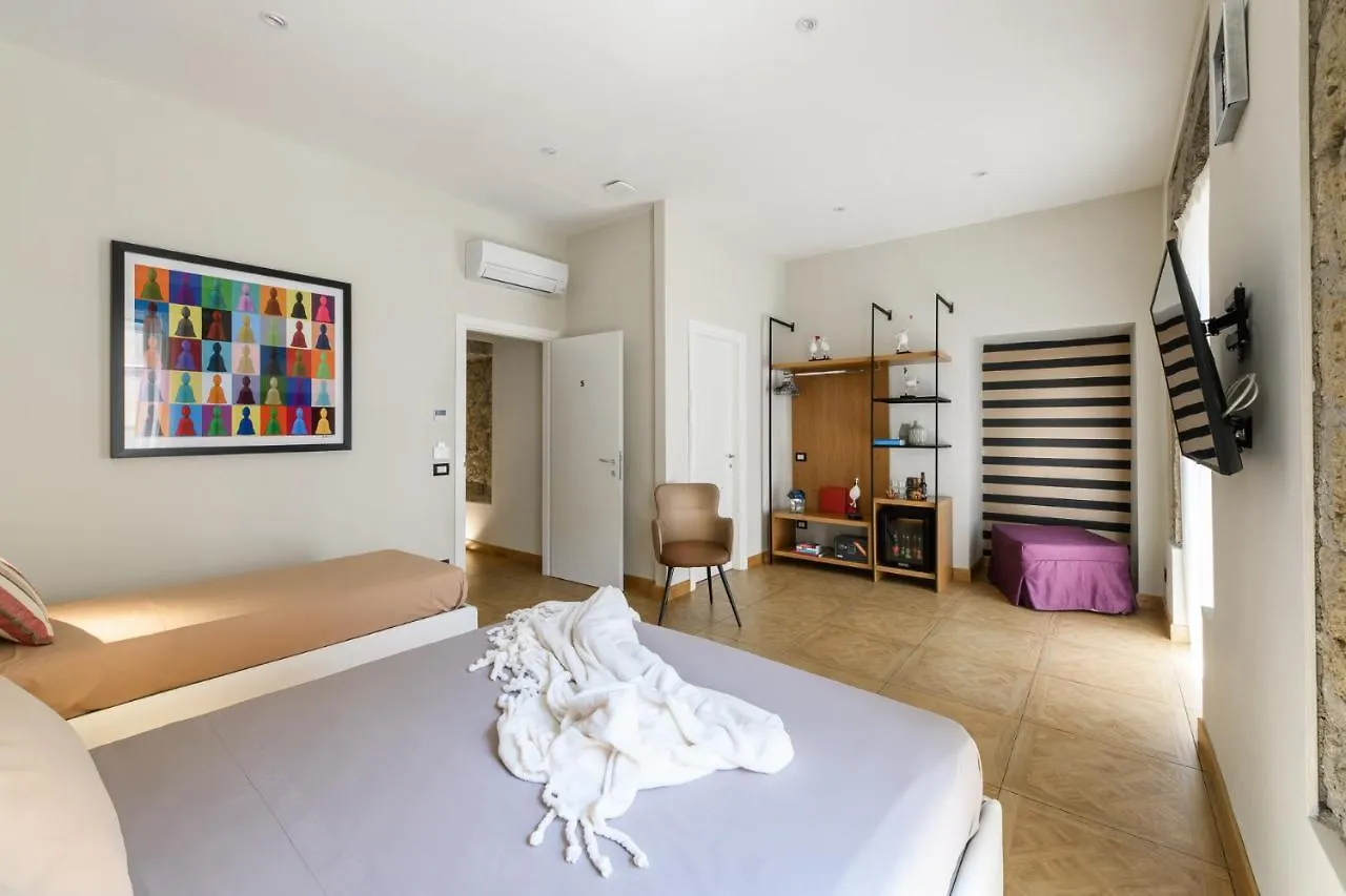 Kbirr Charming House Bed & Breakfast Naples